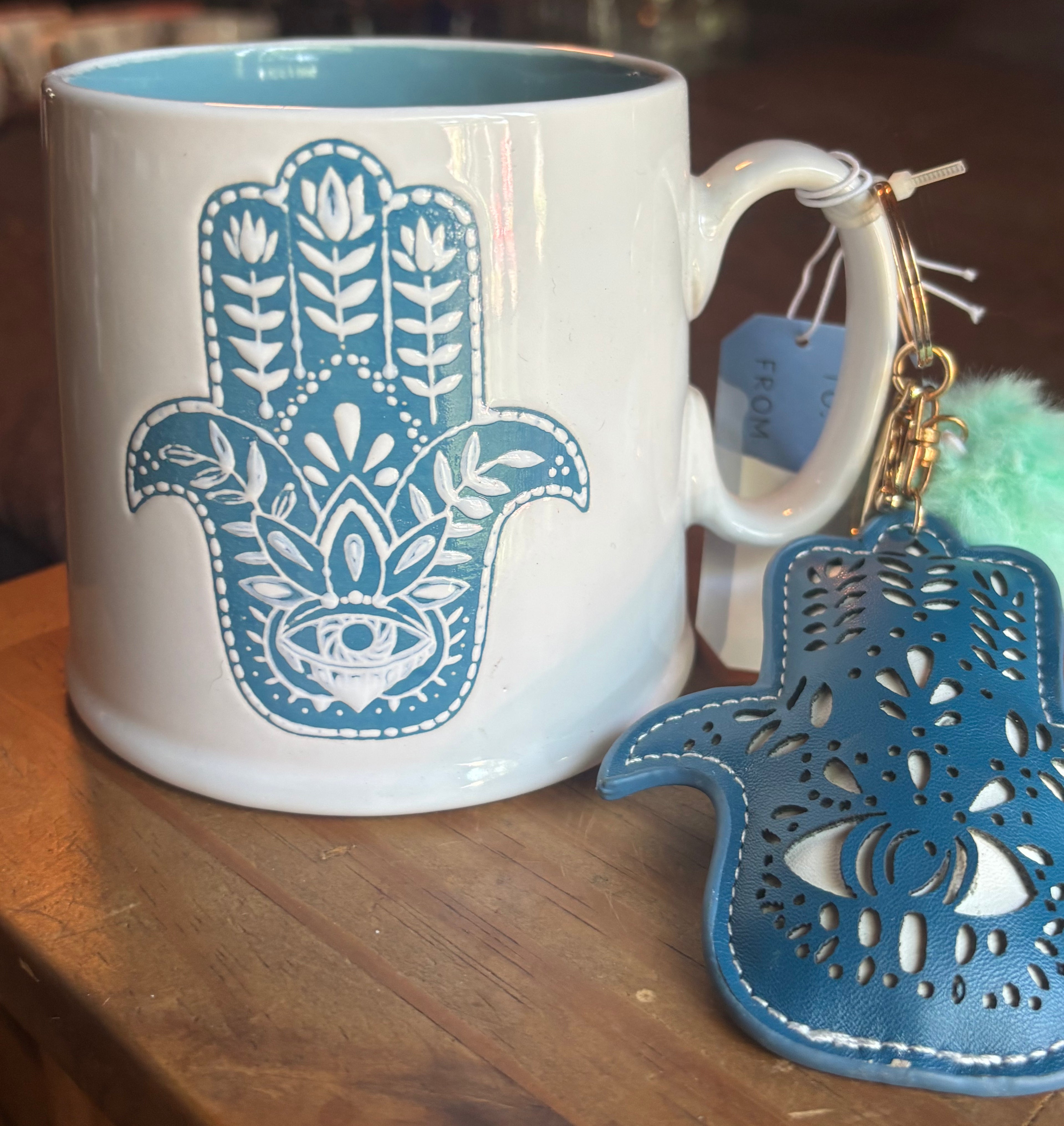 Hand of Hamza coffee mug with matching keychain